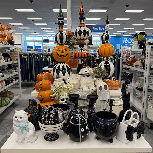 Halloween sculptures found in store at Ross.